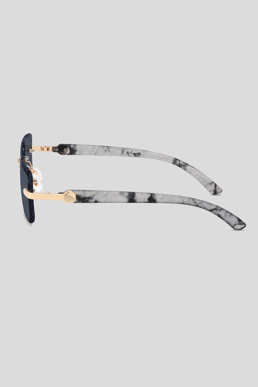 Diamond Cut Hampton White Marble | Black