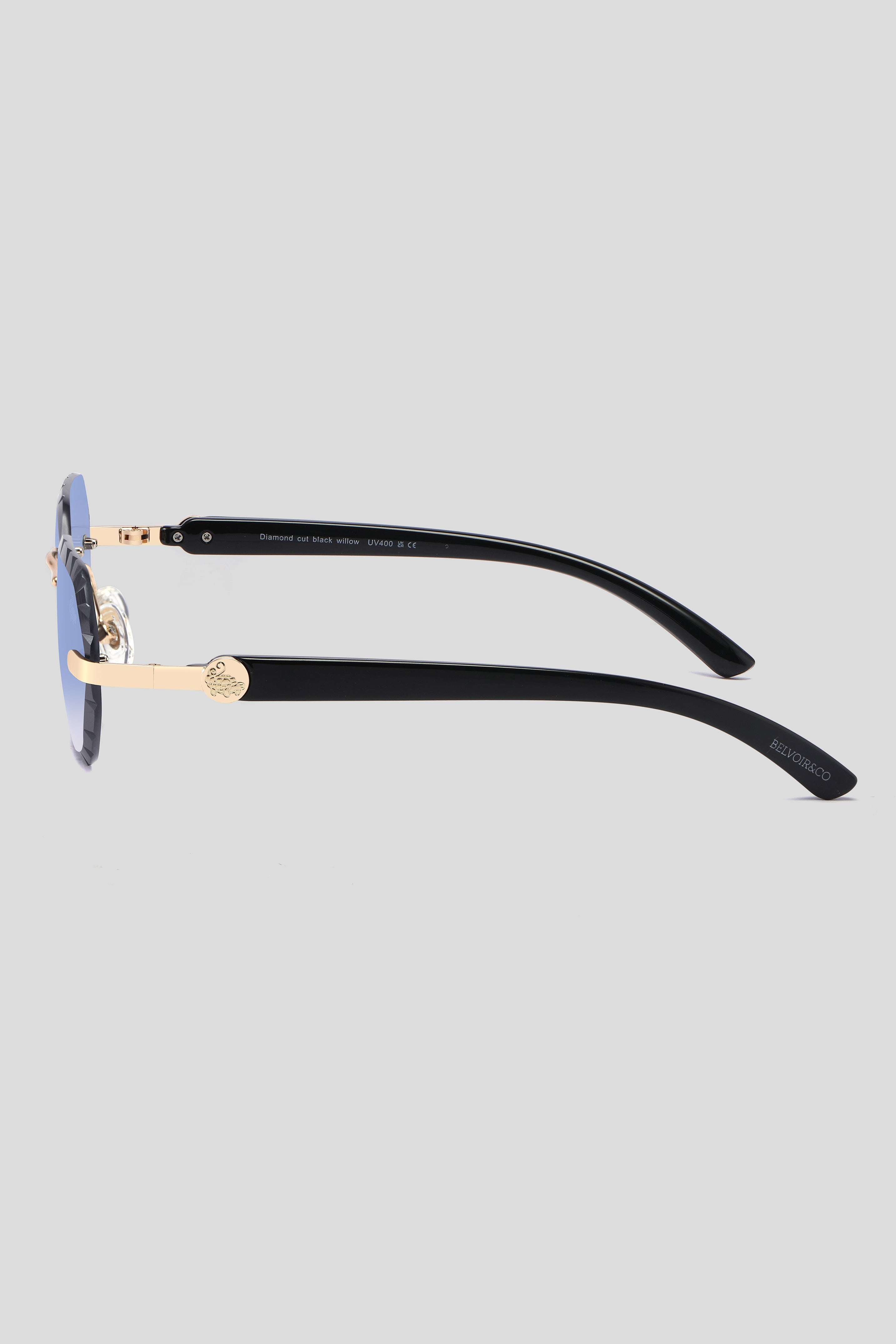 Diamond Cut Willow Blue | Black