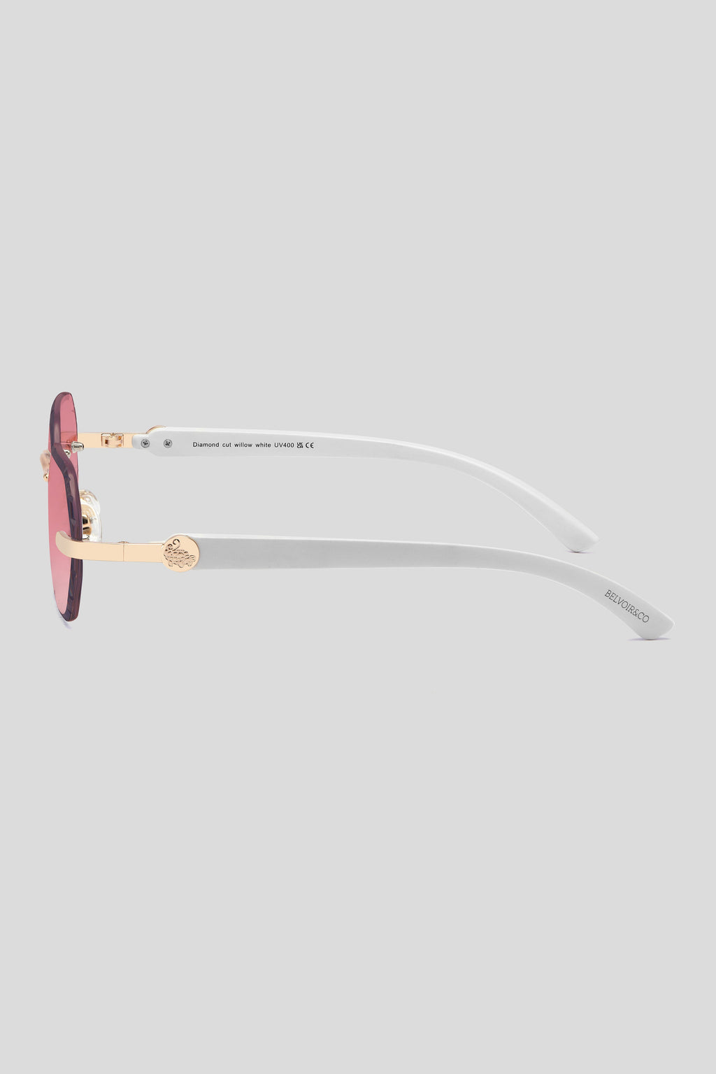 Diamond Cut Willow Burnt Red | White