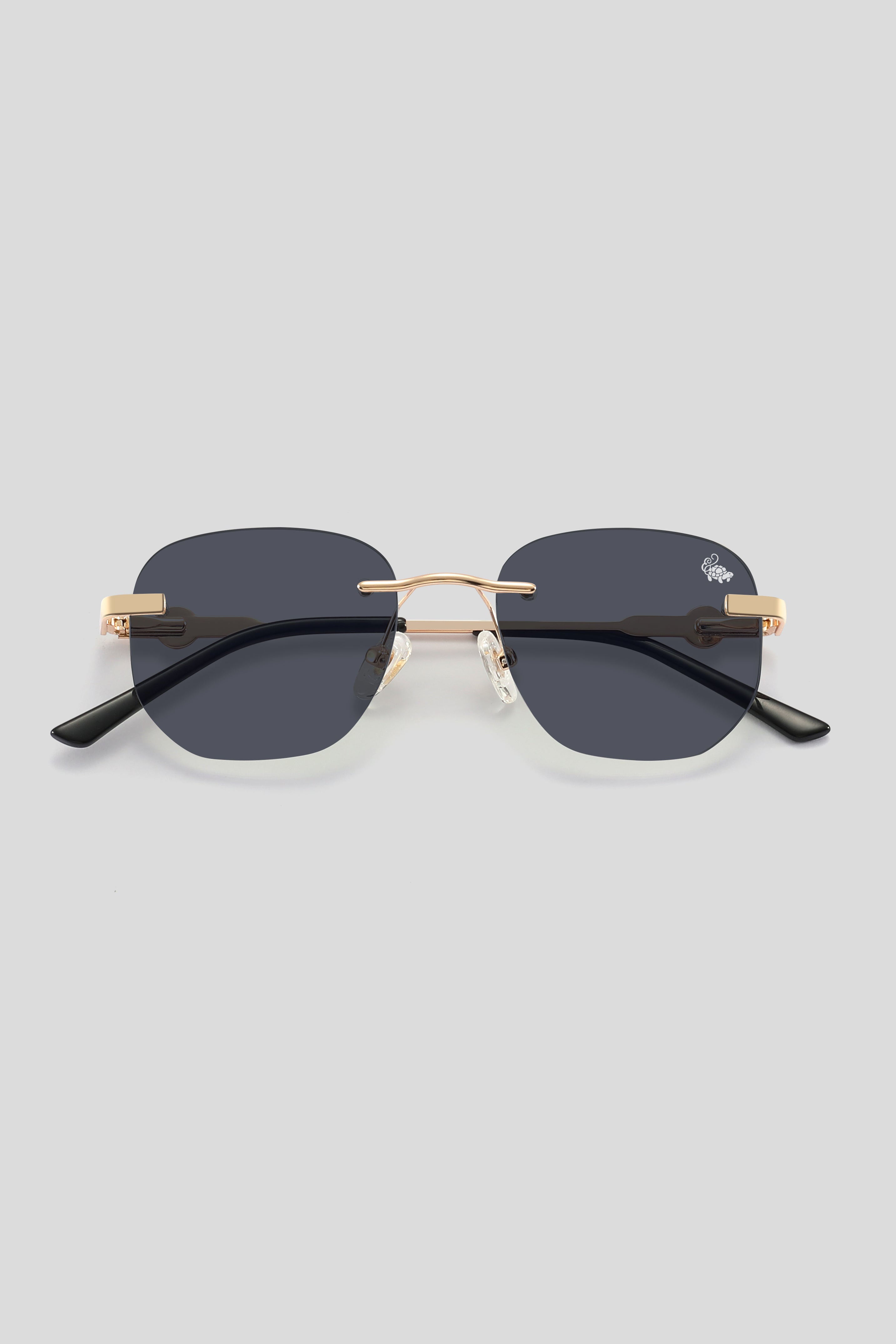 Etienne Black | Gold
