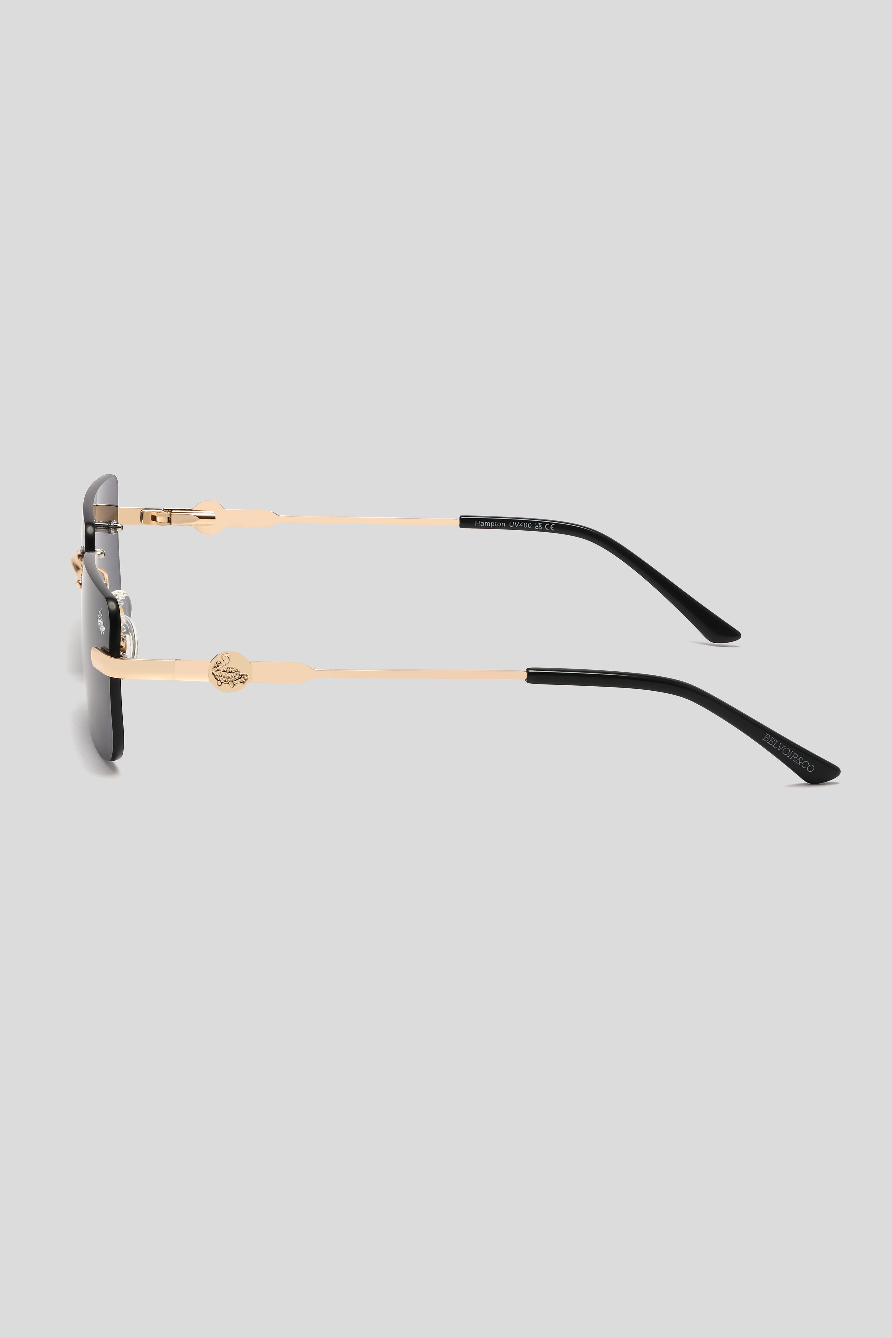 Hampton Black | Gold