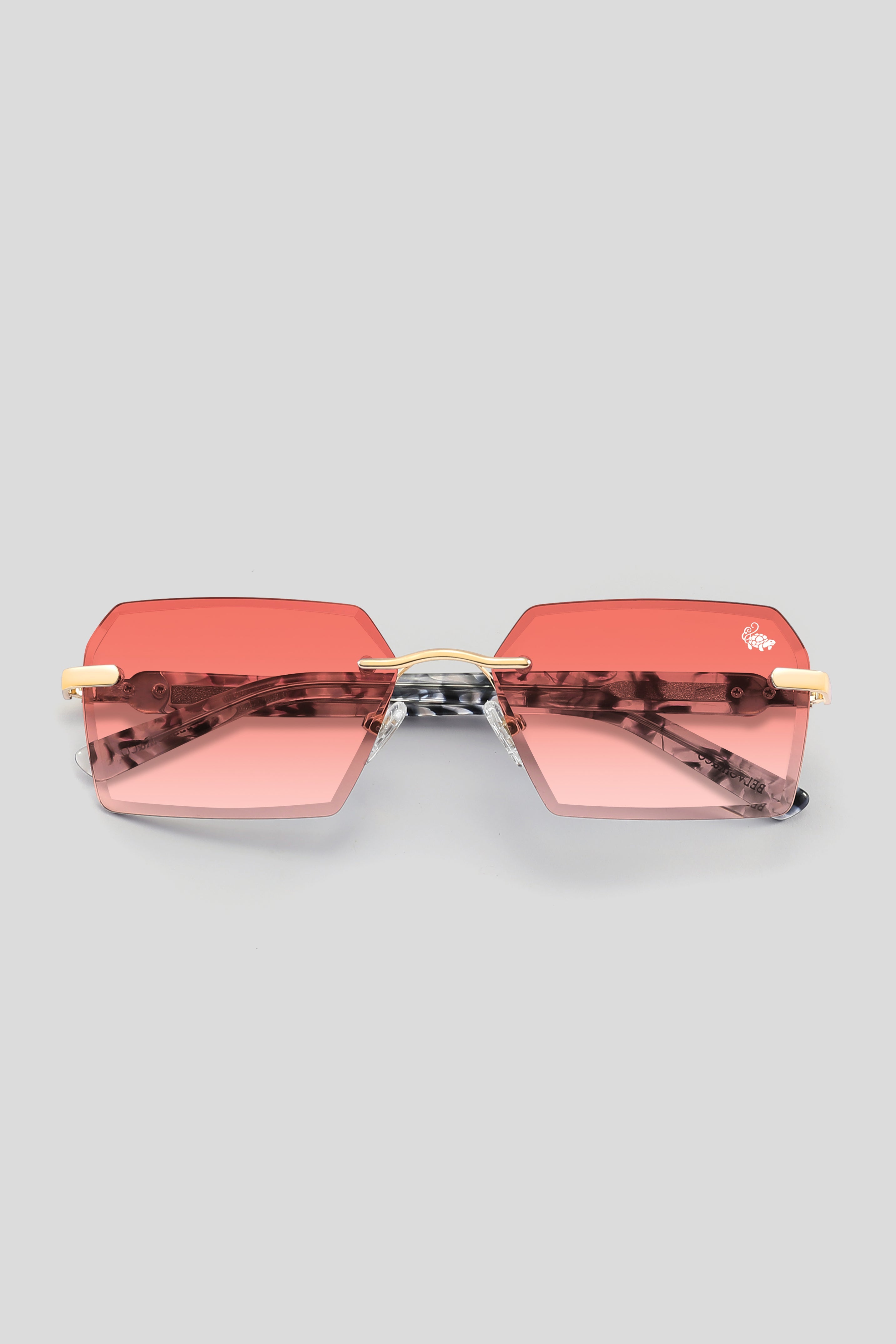 Kennedy White Marble Gold | Burnt Red